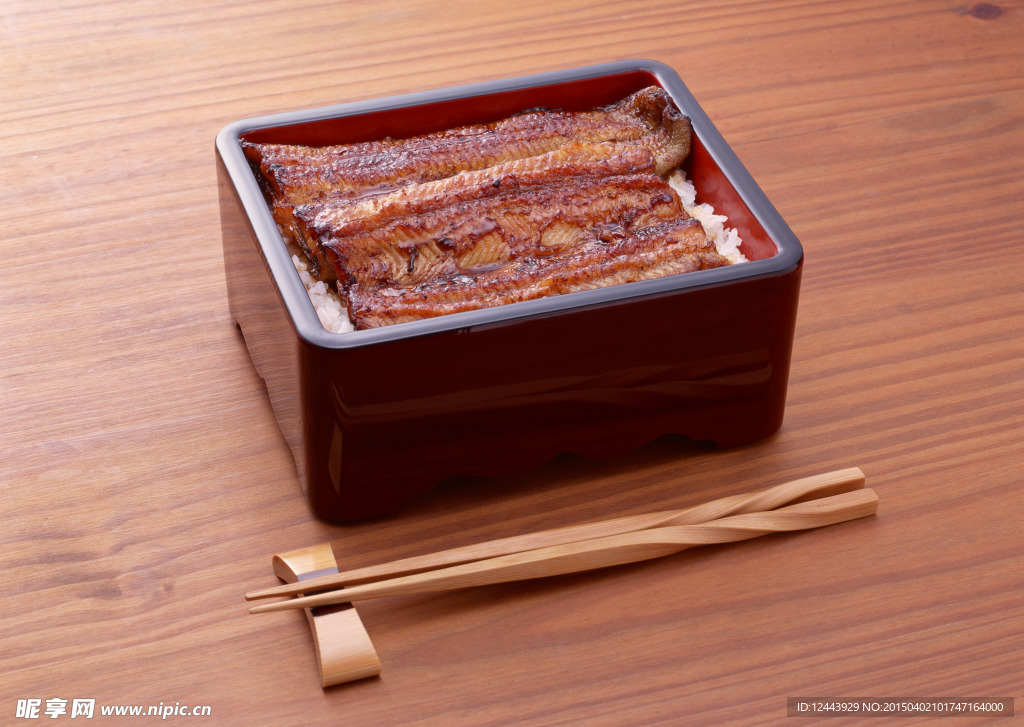 盒饭