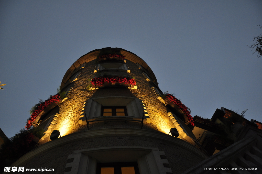 茵特拉根酒店建筑夜景写真