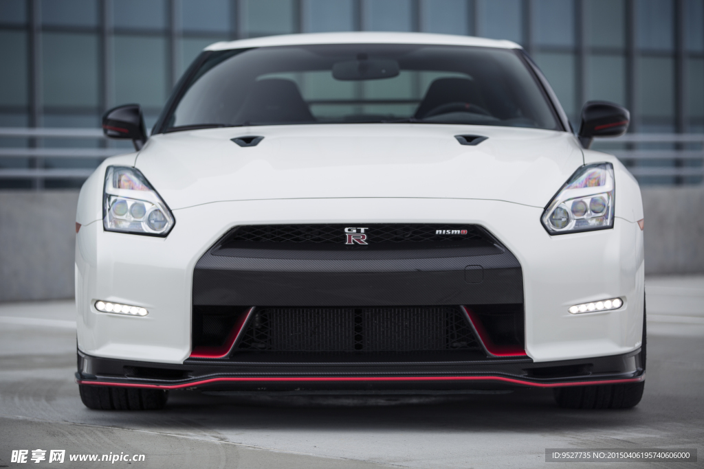 日产GTR