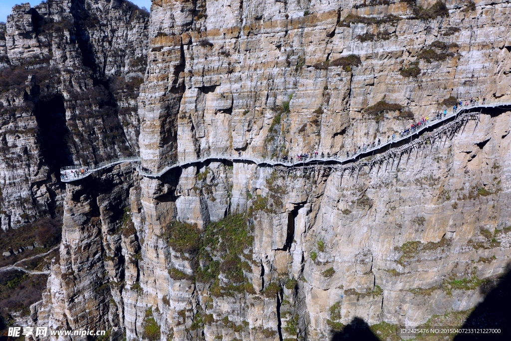 白石山玻璃栈道