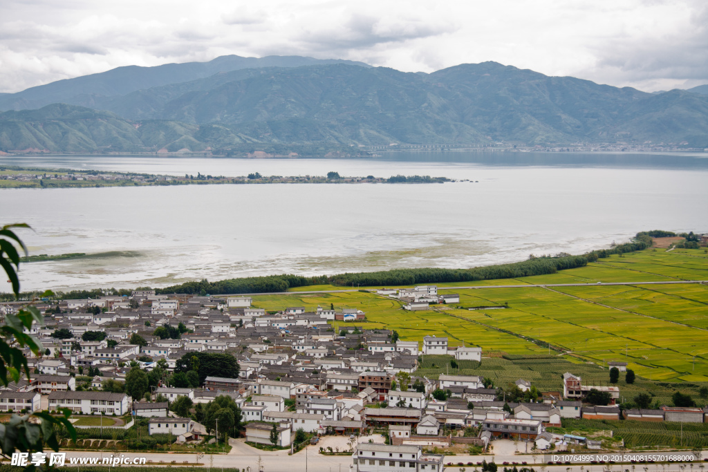 洱海