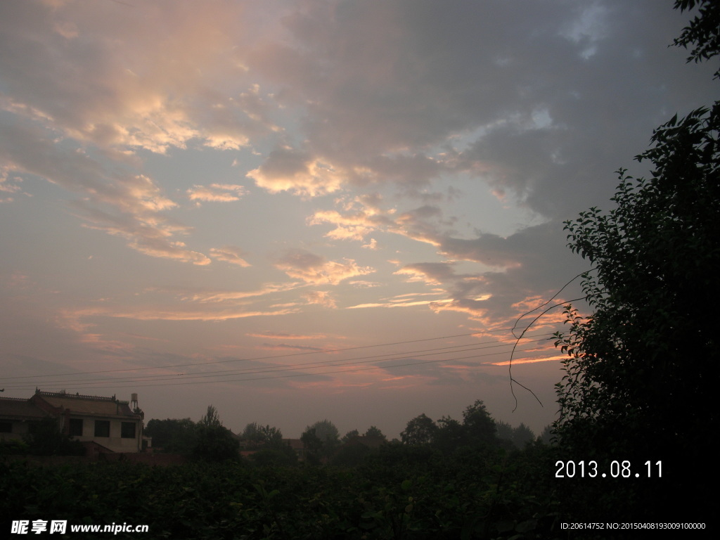 夕阳下的天空