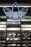 ADIDAS专卖店