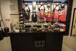 ADIDAS专卖店