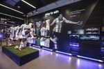 ADIDAS专卖店