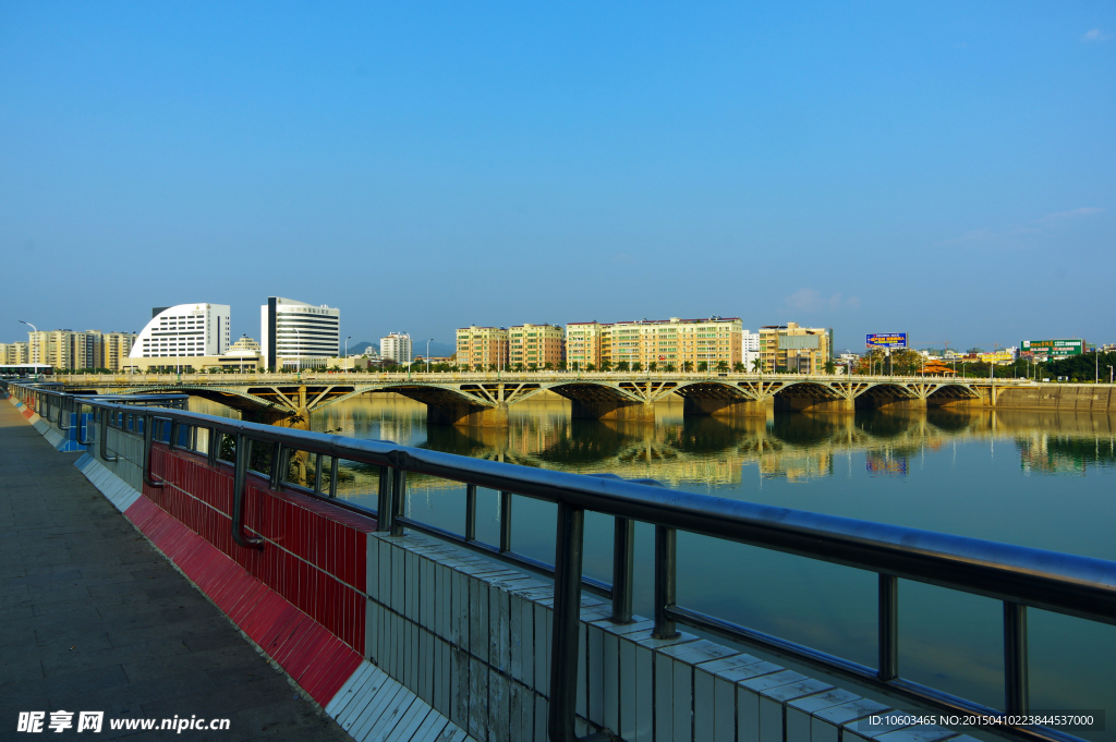 城市风景 一江两岸