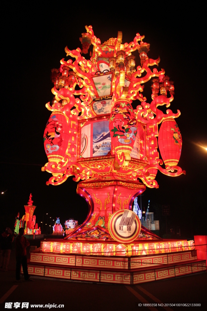 宫灯王彩灯夜景实景照