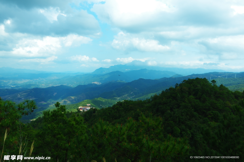 中国山水山山水水