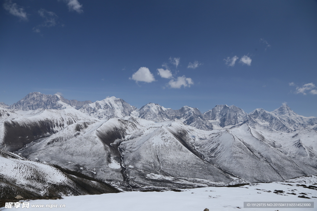 贡嘎雪山