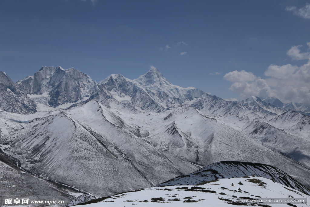 贡嘎雪山