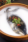 清炖千岛湖鱼头