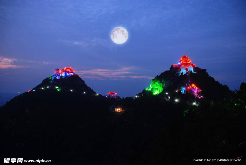 双峰夜景