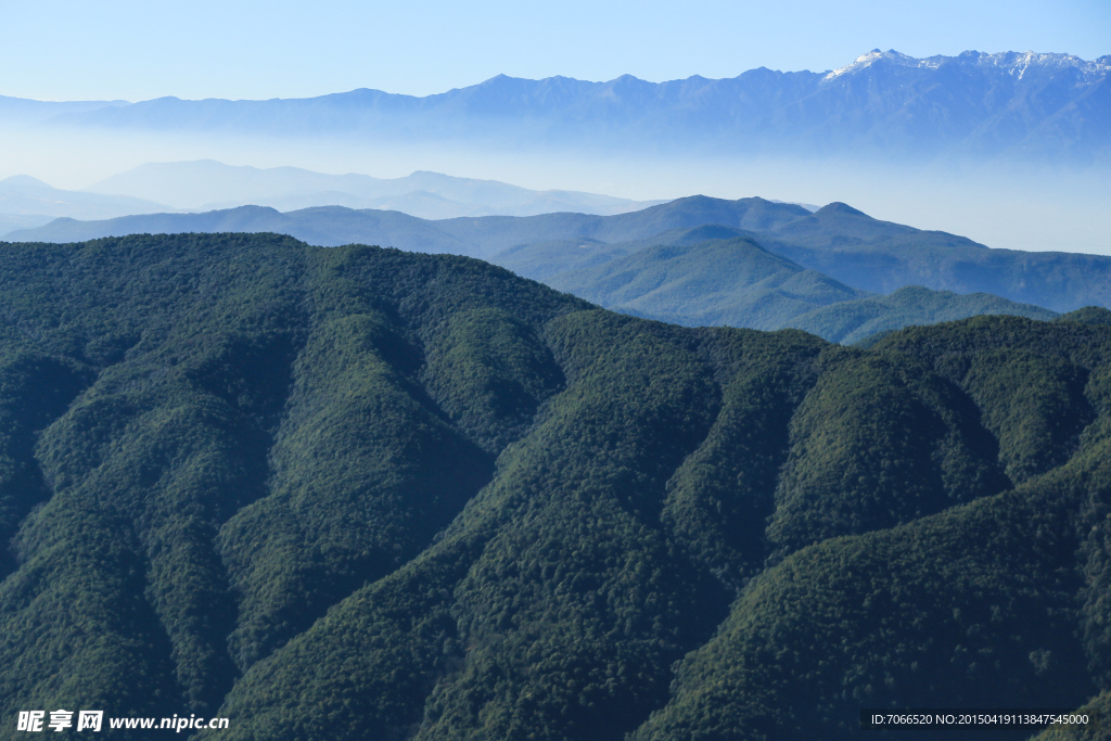 鸡足山