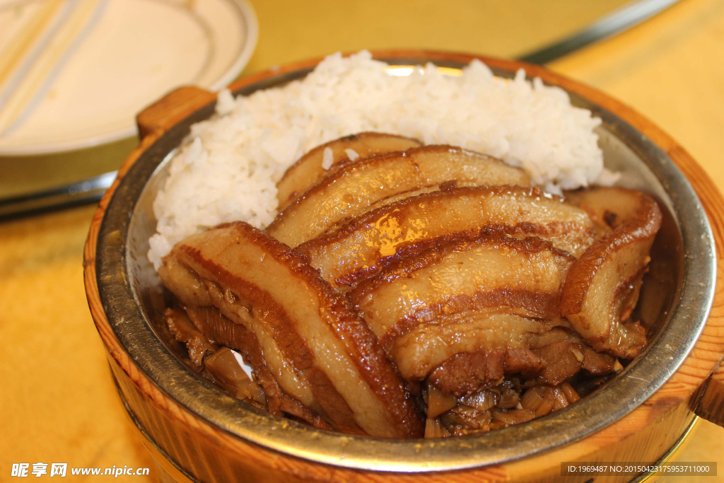 梅菜扣肉饭