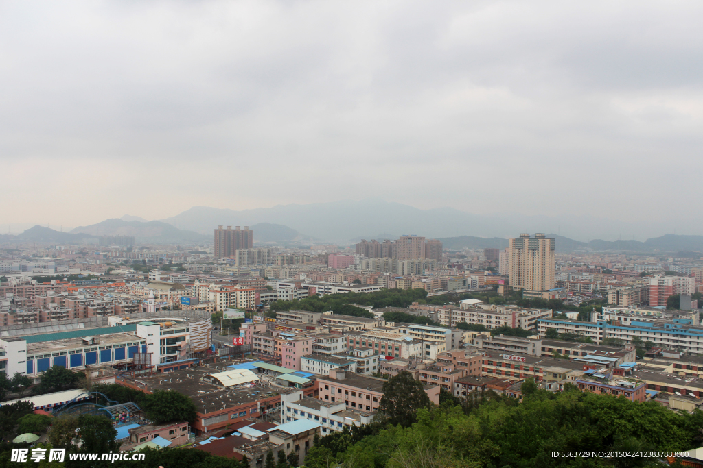 鸟瞰城市