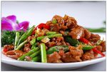 腊八豆炒肥肠