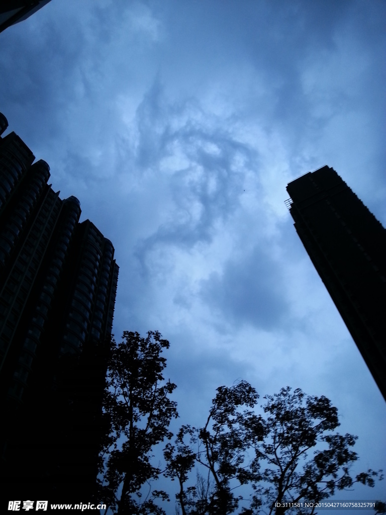 天气