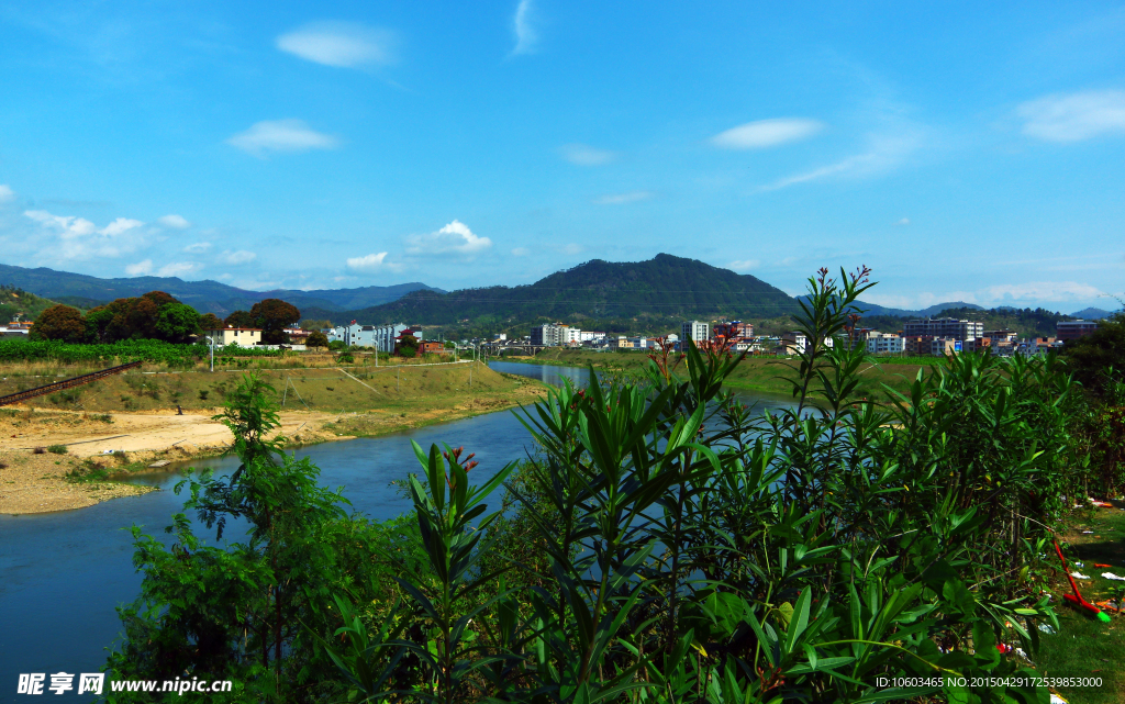 田园风光梅潭河畔