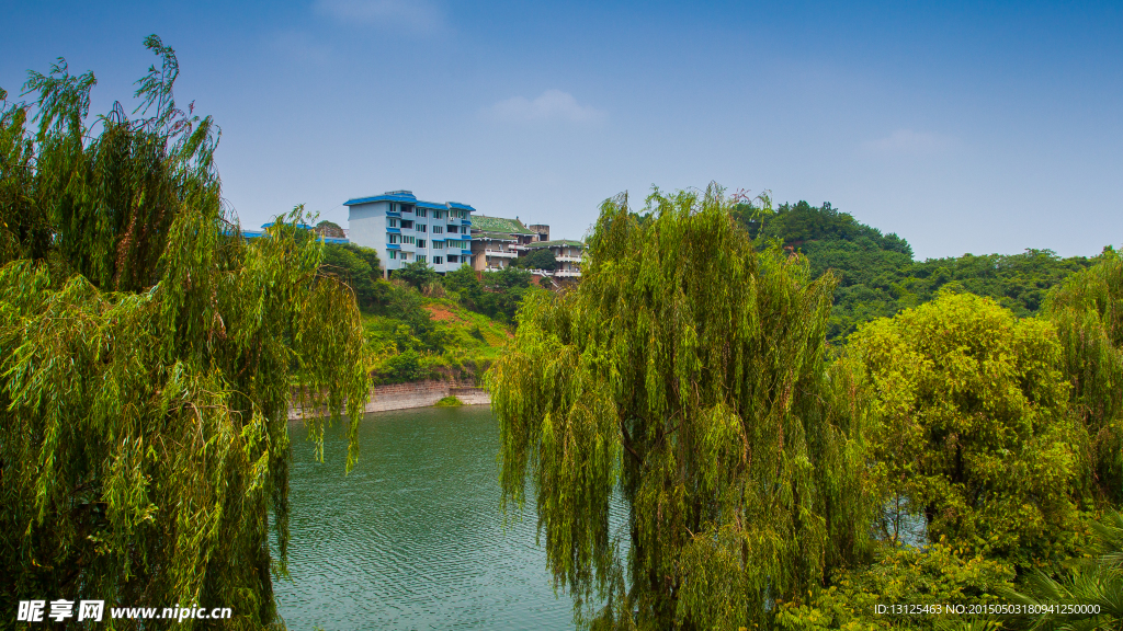 龙泉湖