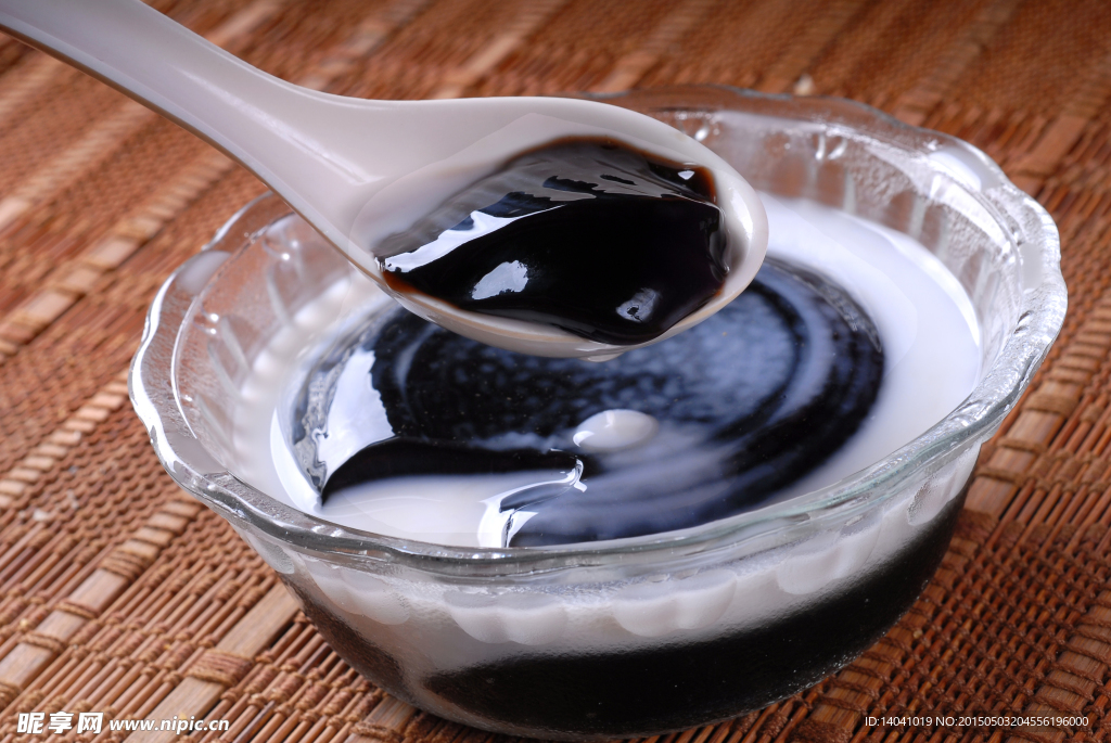 椰汁龟苓膏