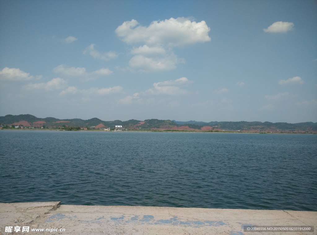 河岸