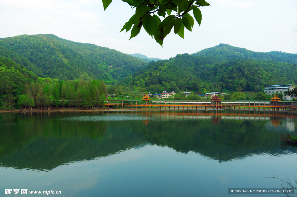 水上长廊 旅游风光