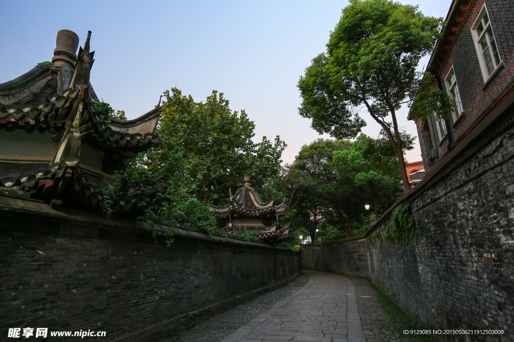 西津渡古街