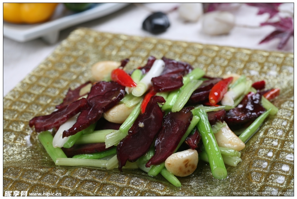 蒜炒腊肉