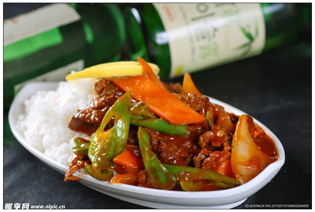 主食牛肉拌饭