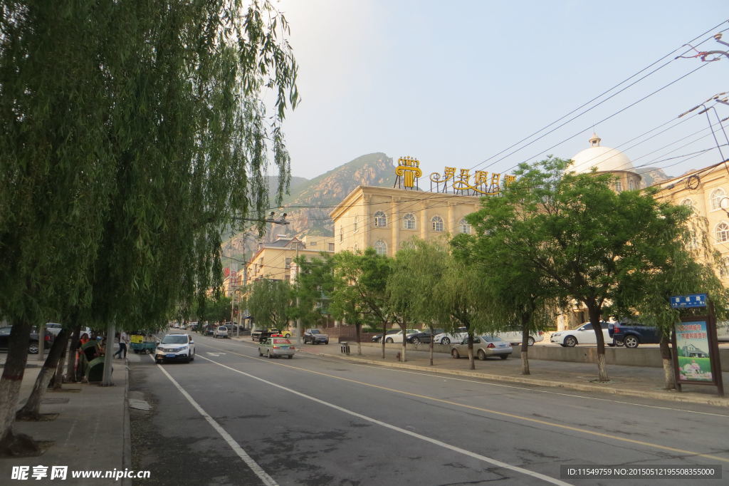 登封市街景