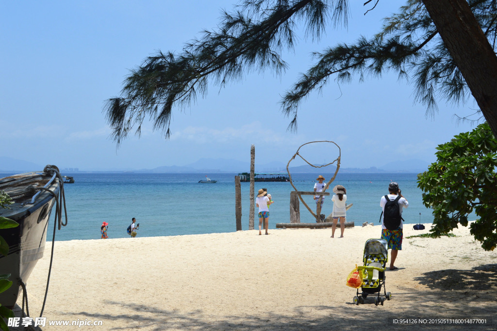 蜈支洲岛海边