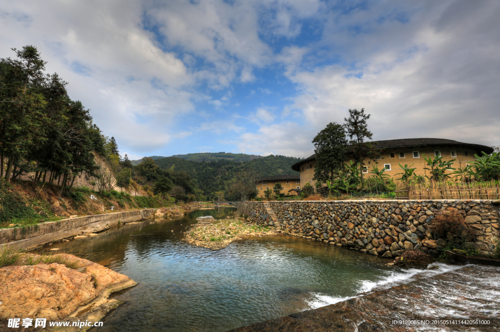 南靖河坑土楼群