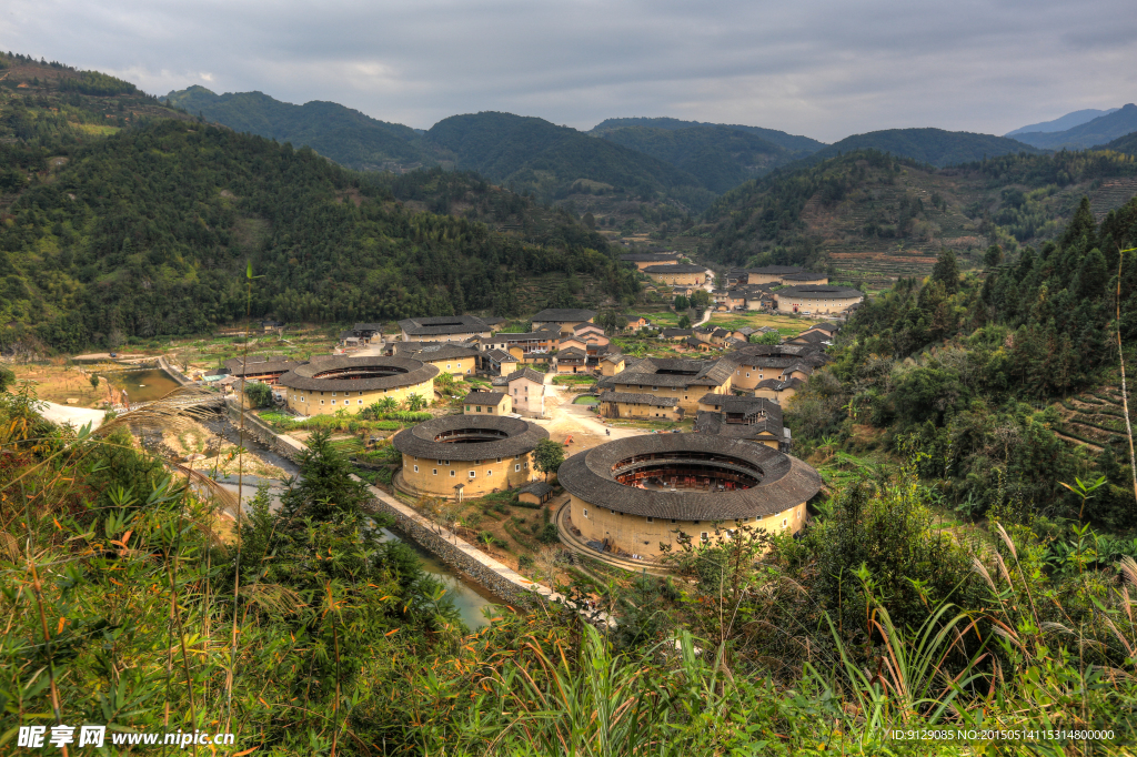 南靖河坑土楼群