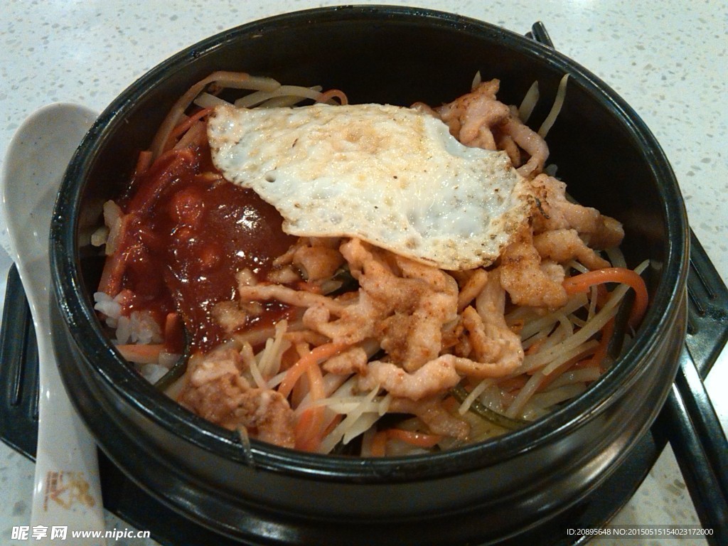 韩国里脊肉拌饭