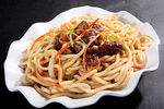 黑椒牛柳乌冬面