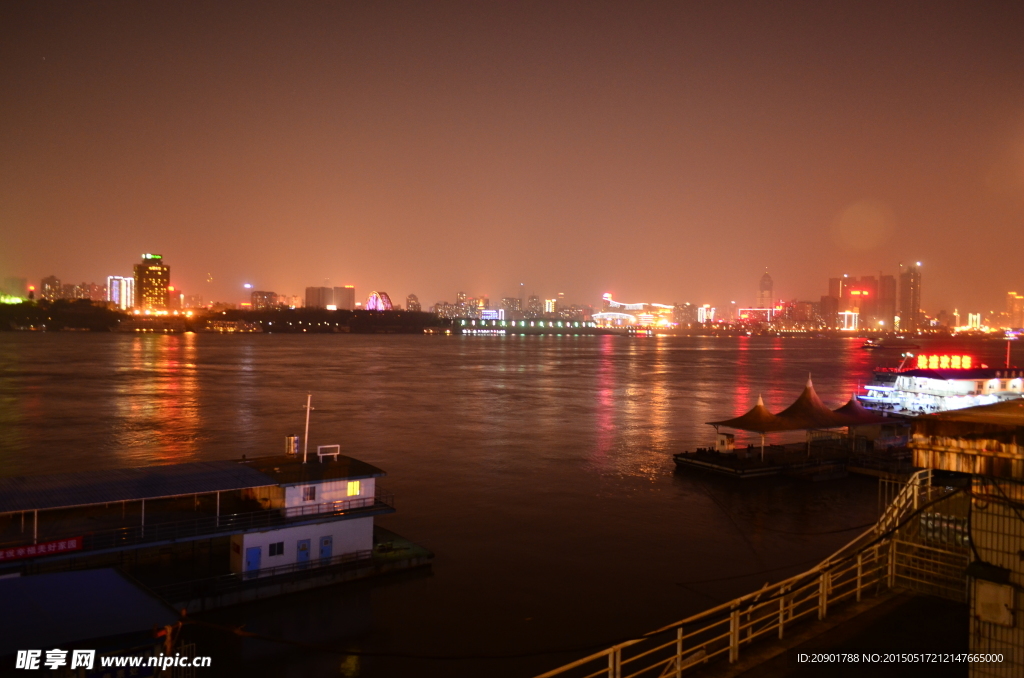 武汉 长江 夜景