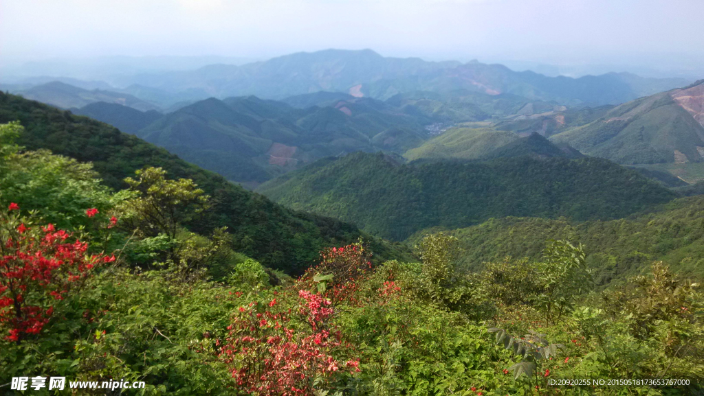 连绵青山