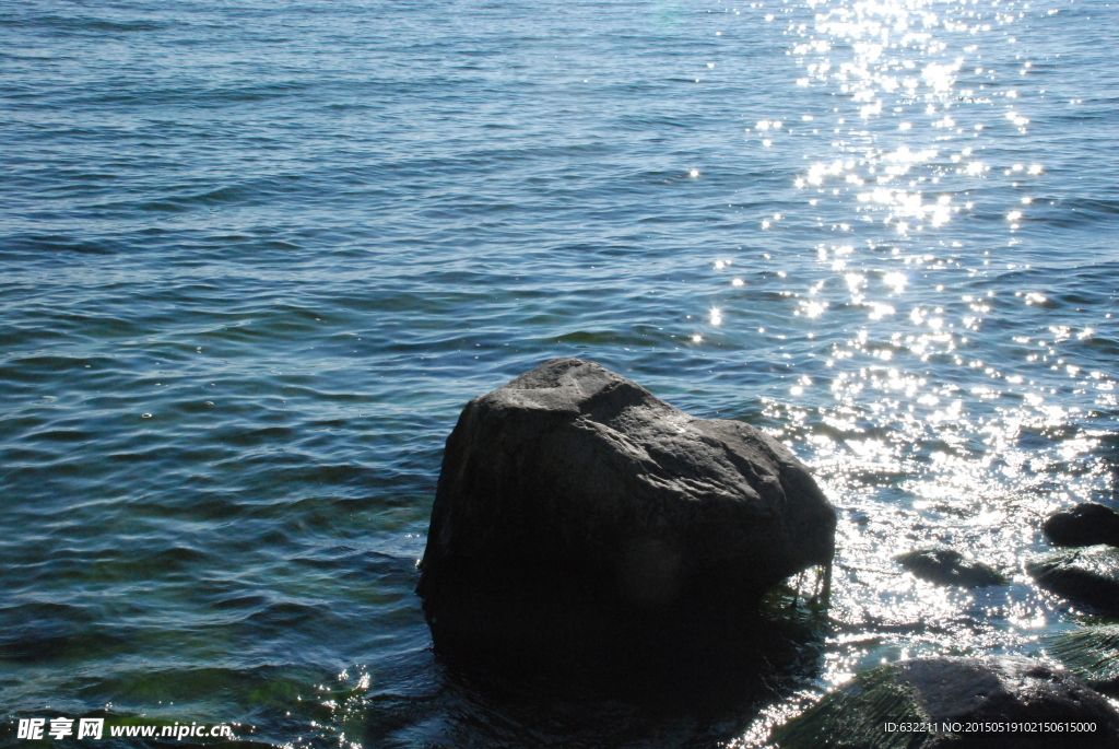 洱海波光