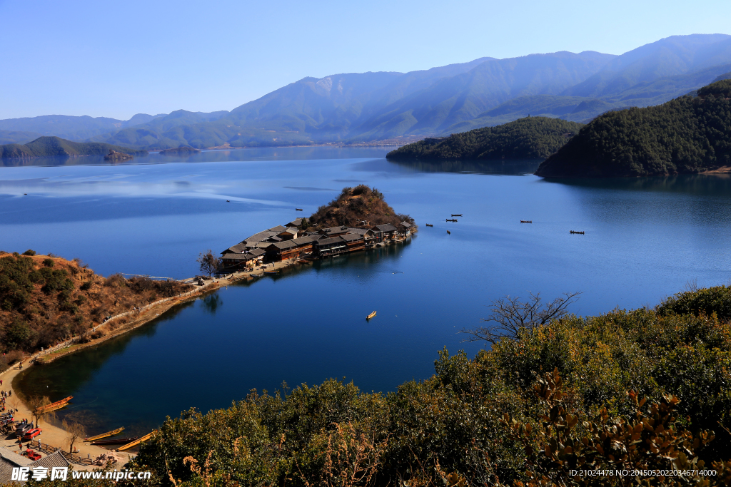 泸沽湖