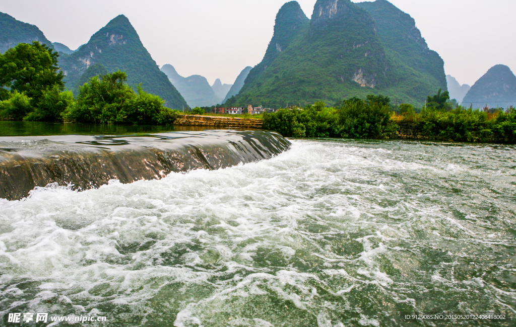 阳朔遇龙河