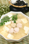 秘制豆腐鱼丸汤