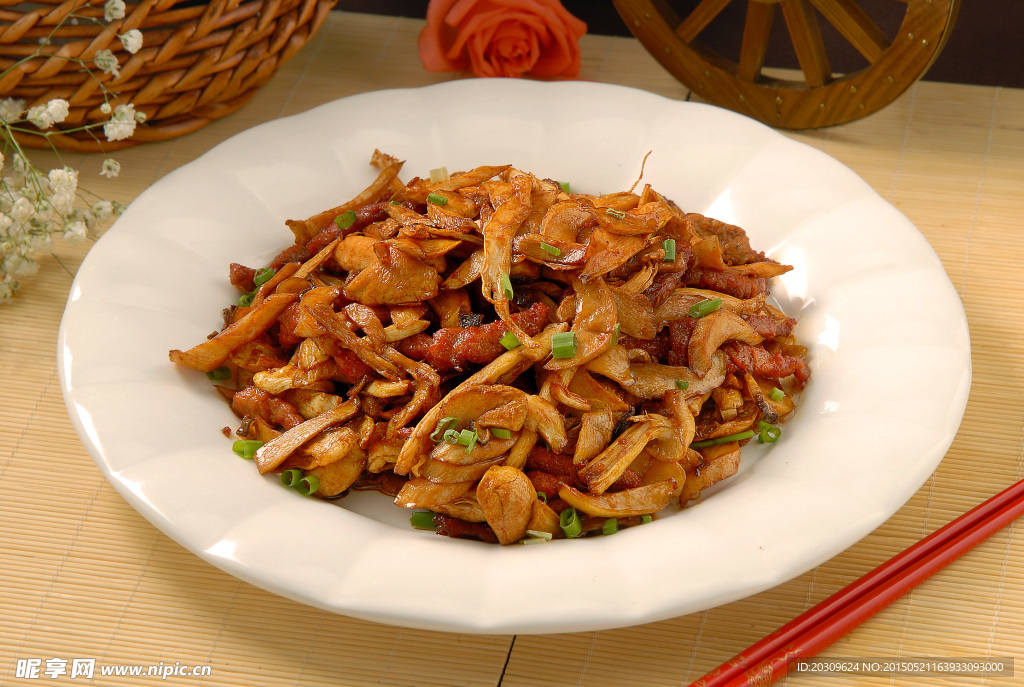 野菌烧汁牛肉