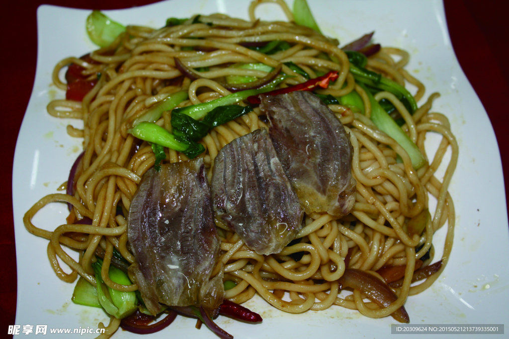 牛肉炒面