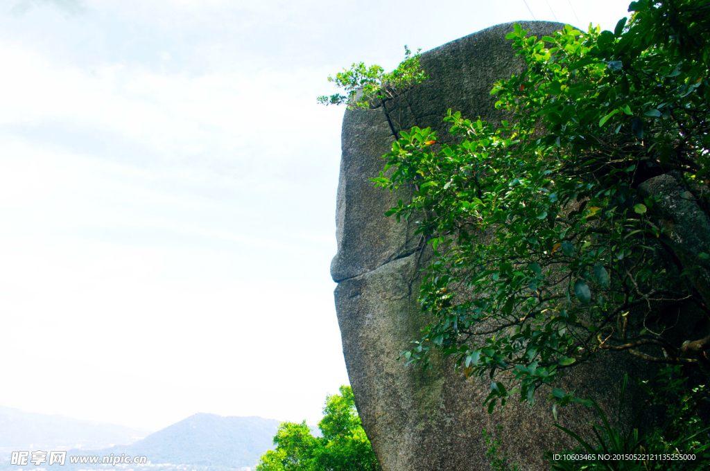 无限风光在险峰