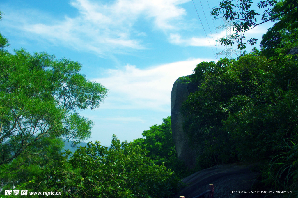 无限风光在险峰