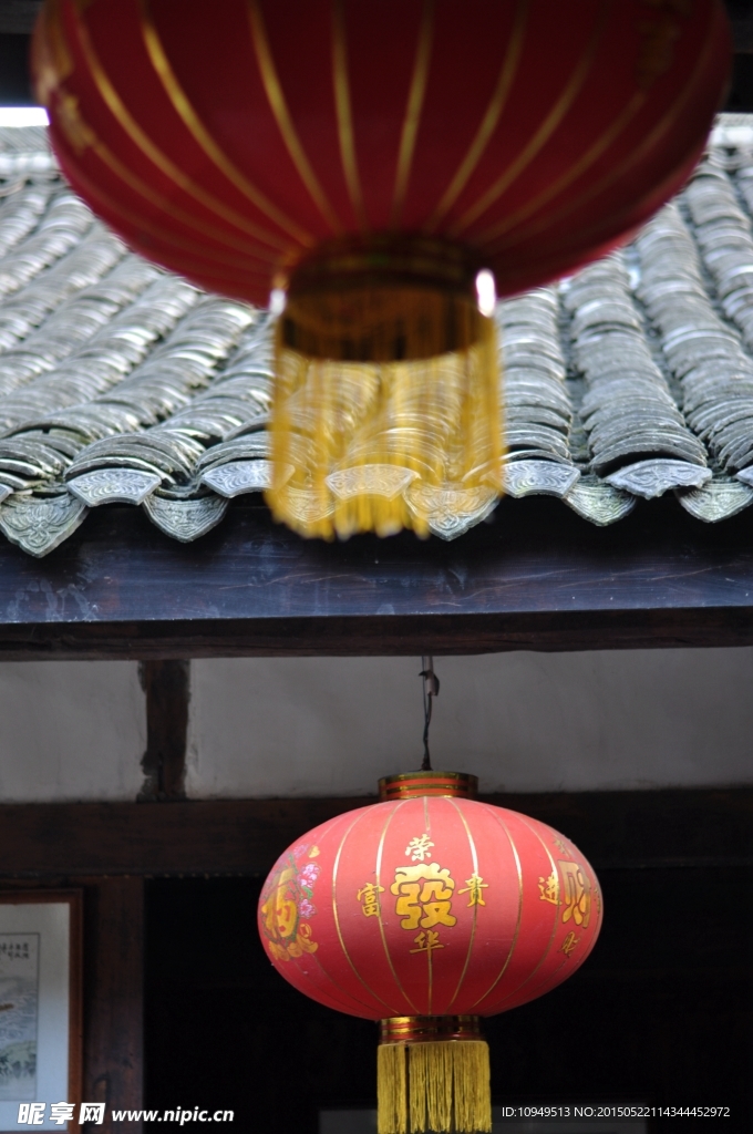 古城灯笼