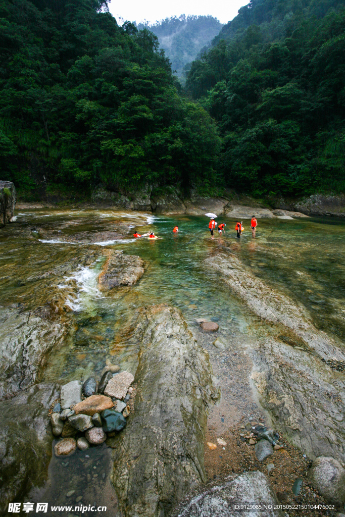 大安源泰平洋水上广场