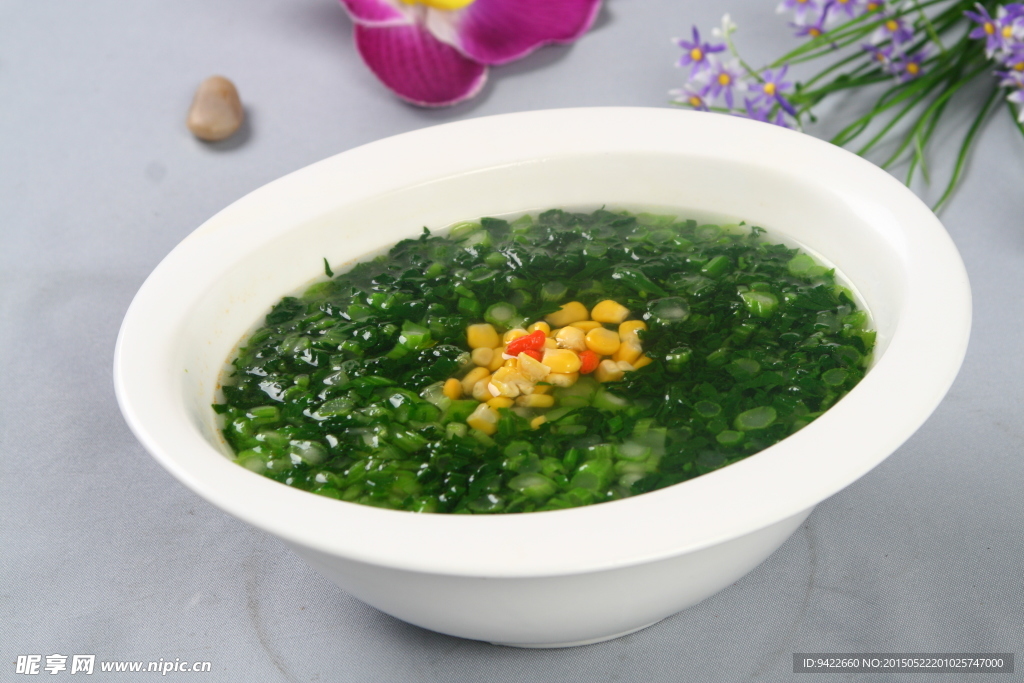 鲜虾青菜钵