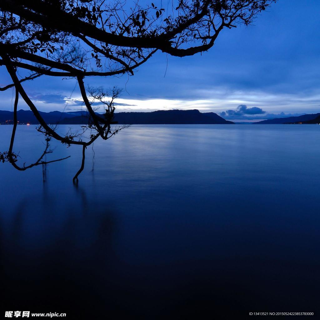 湖面