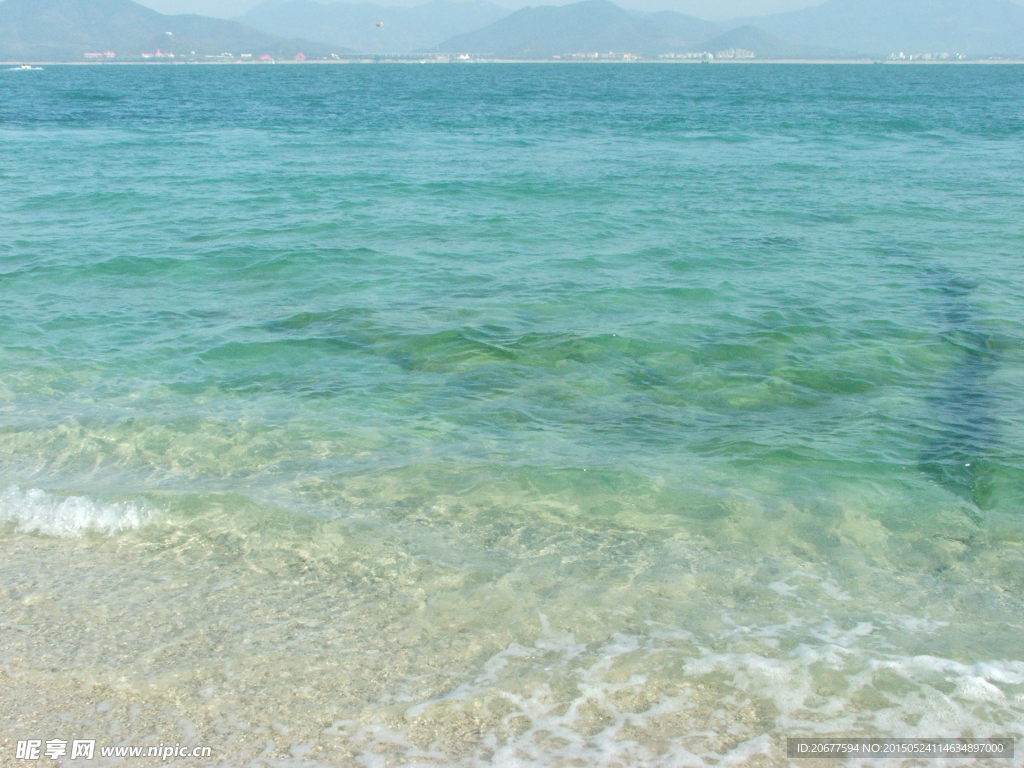 蓝色海水背景